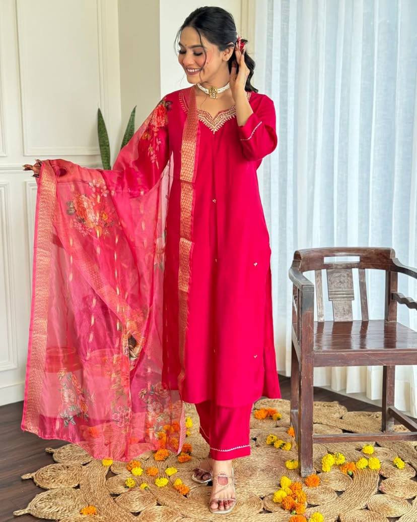 Gajri Pink Viscose Chanderi Embroidered Kurta Set with Jacquard Butti Dupatta