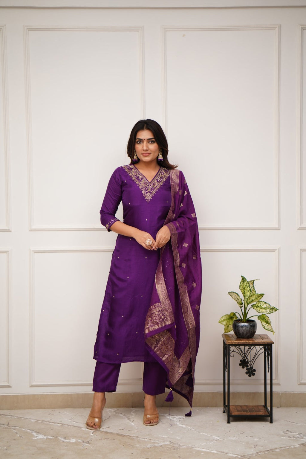 Women's Embroidered Chanderi Silk Kurta Set