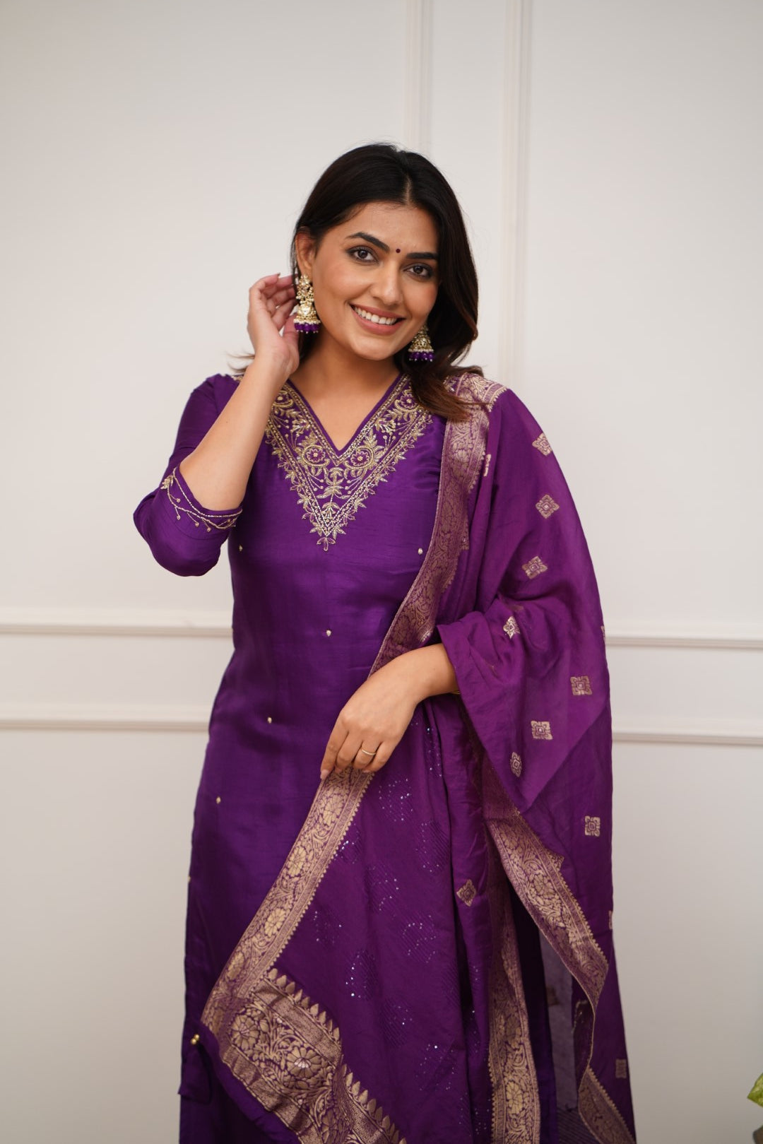 Women's Embroidered Chanderi Silk Kurta Set