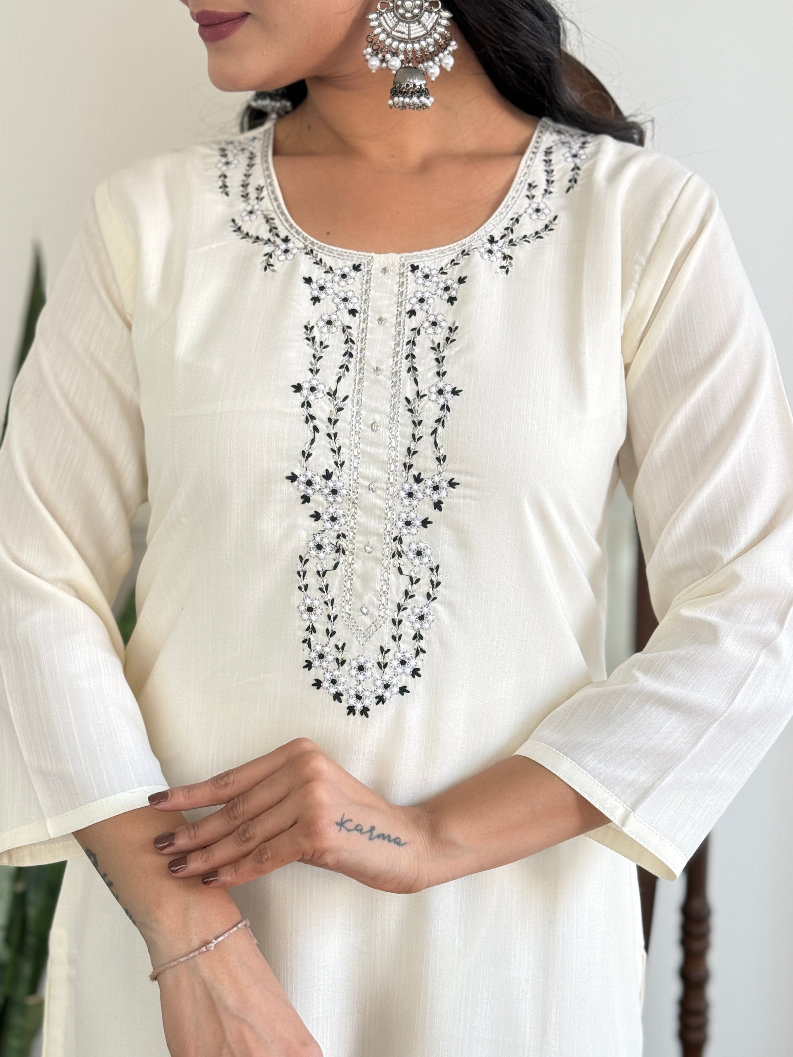 White Embroidered Kurta Set with Marble Print Dupatta