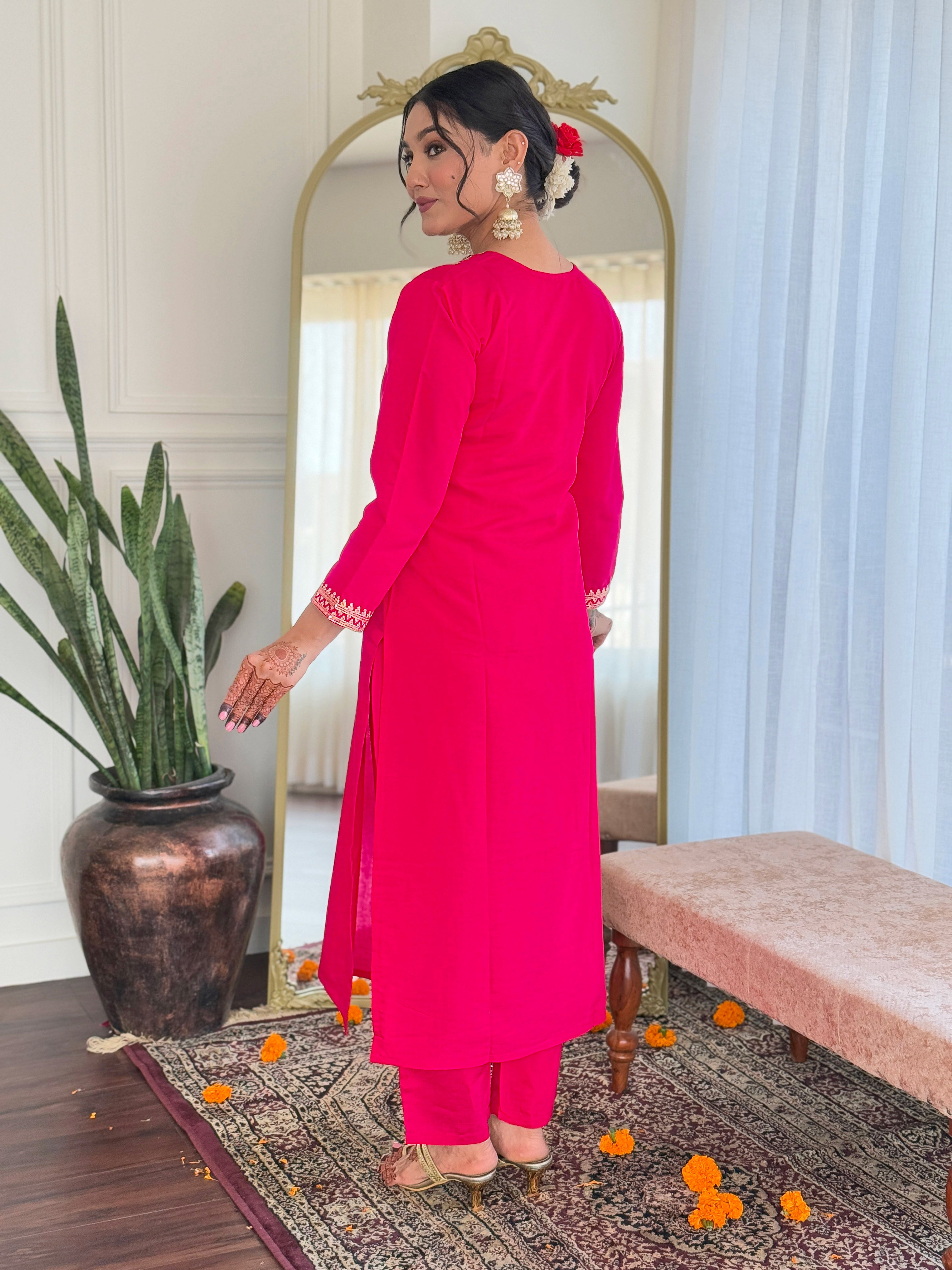 Gajri Pink Viscose Chanderi Embroidered Kurta Set with Printed Linen Dupatta