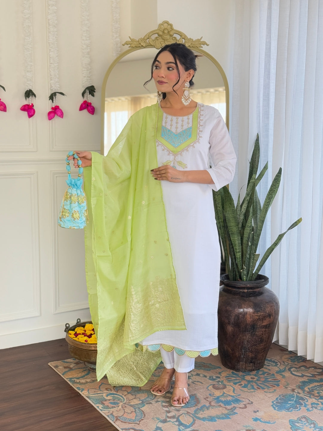 White Viscose Chanderi Embroidered Kurta Set with Green Jacquard Dupatta