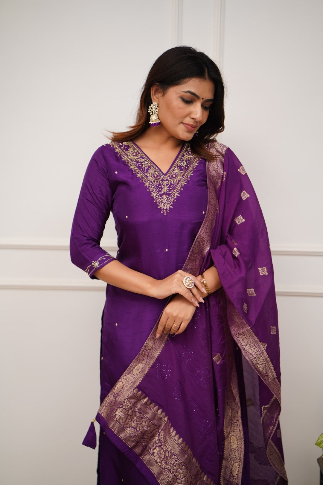 Women's Embroidered Chanderi Silk Kurta Set
