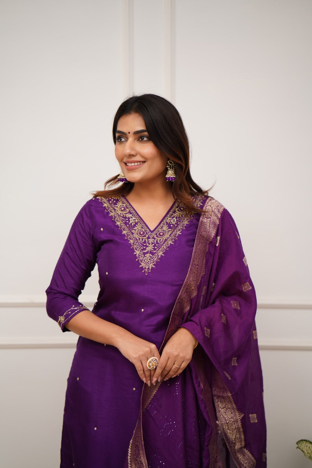 Women's Embroidered Chanderi Silk Kurta Set