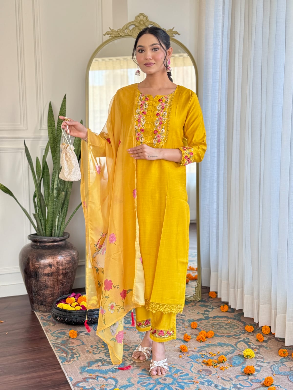 Golden Yellow Silk Embroidered Kurta Set with Taby Silk Dupatta